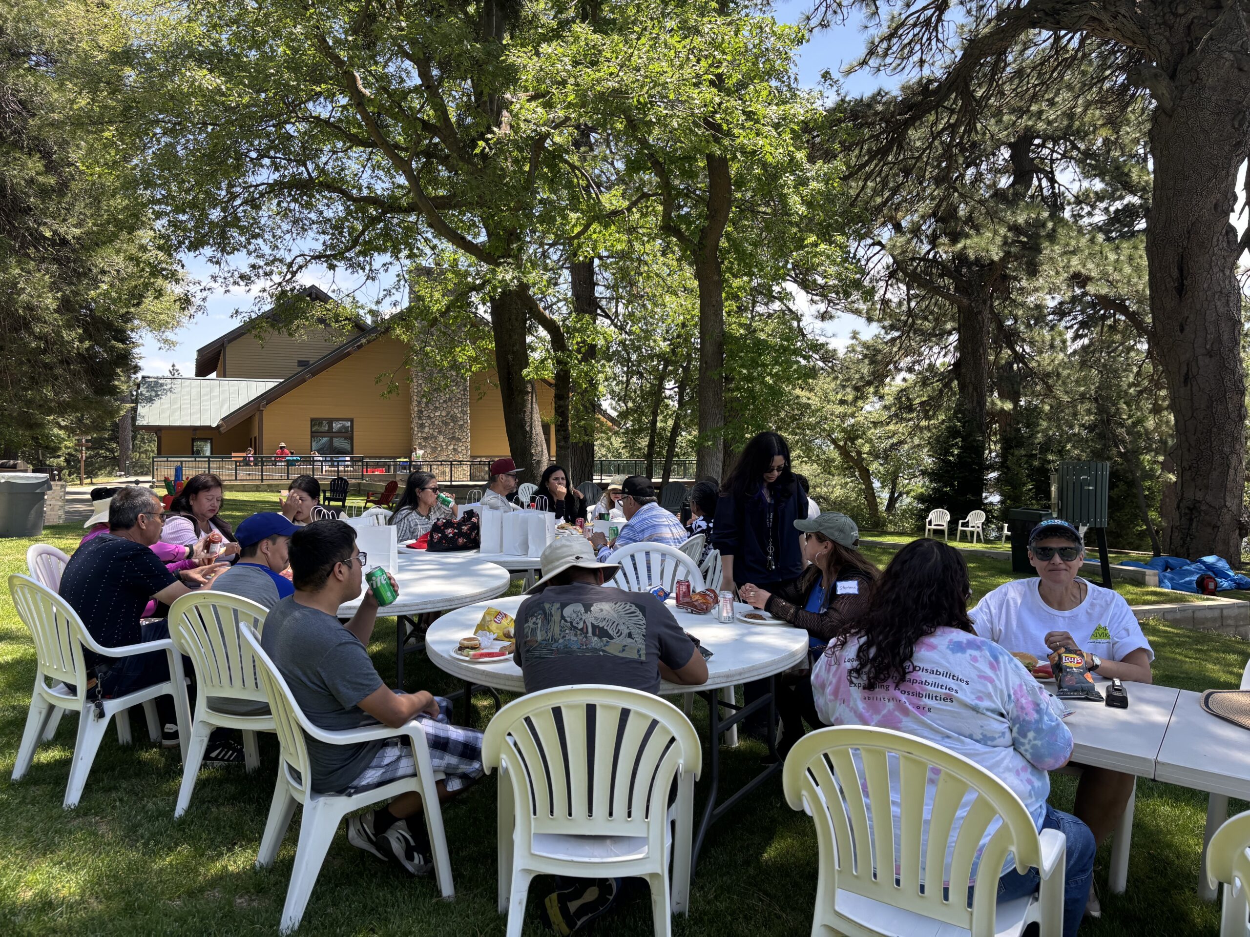 Grupos de Padres Abriendo Puertas Spanish led day at Camp Paivika